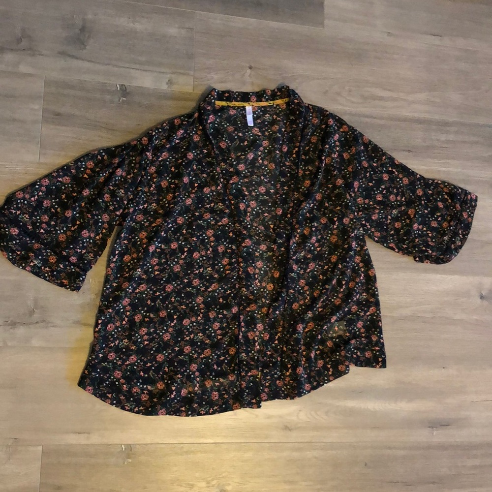 Kimono floral sheer